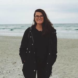 Meet your Posher, Nicole